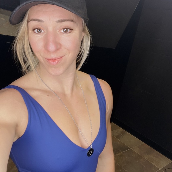 Meet your Posher, Jessica - Picture 1 of 6